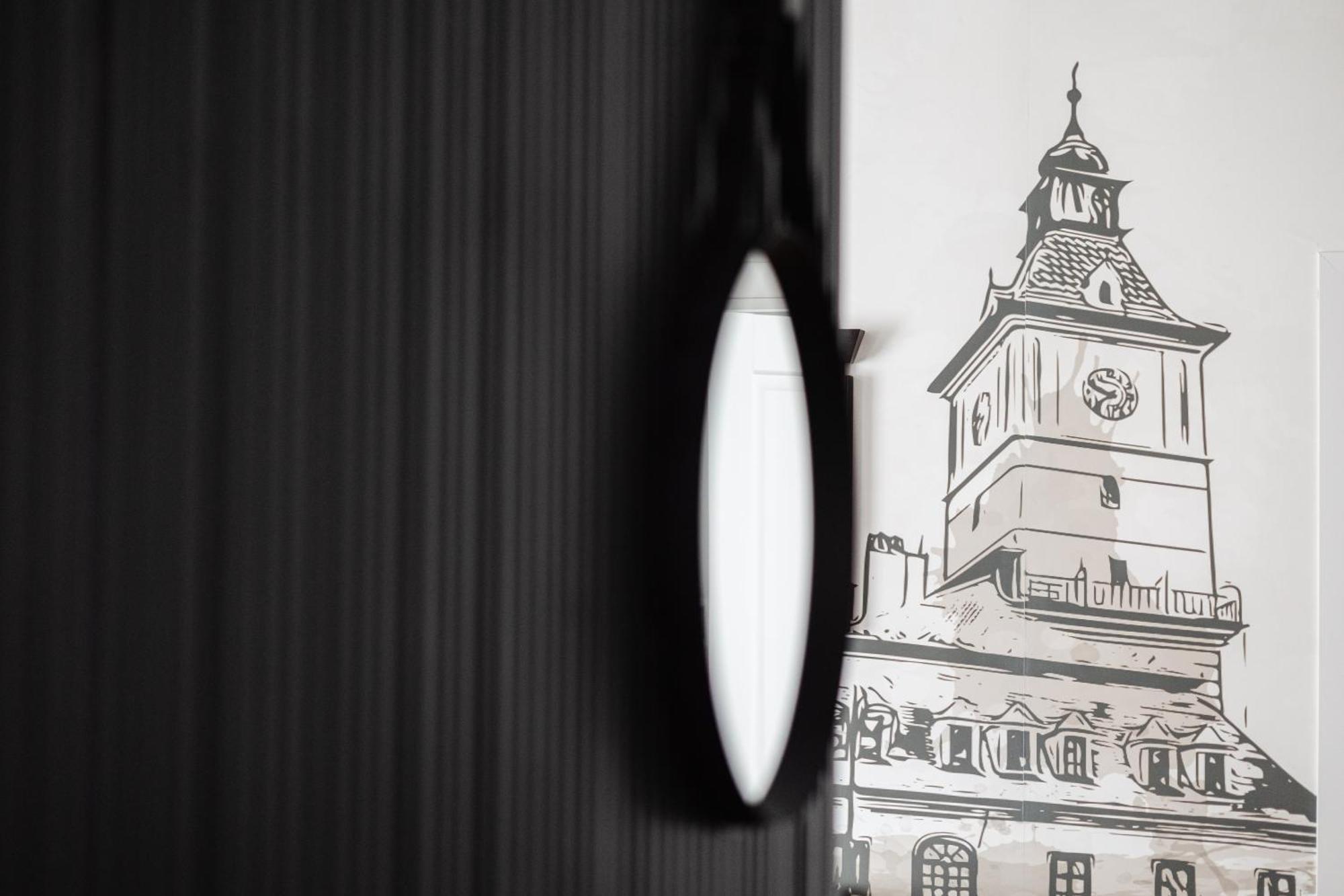 Peak Aparthotel - Old Town - By Cityhost Braşov Exterior foto